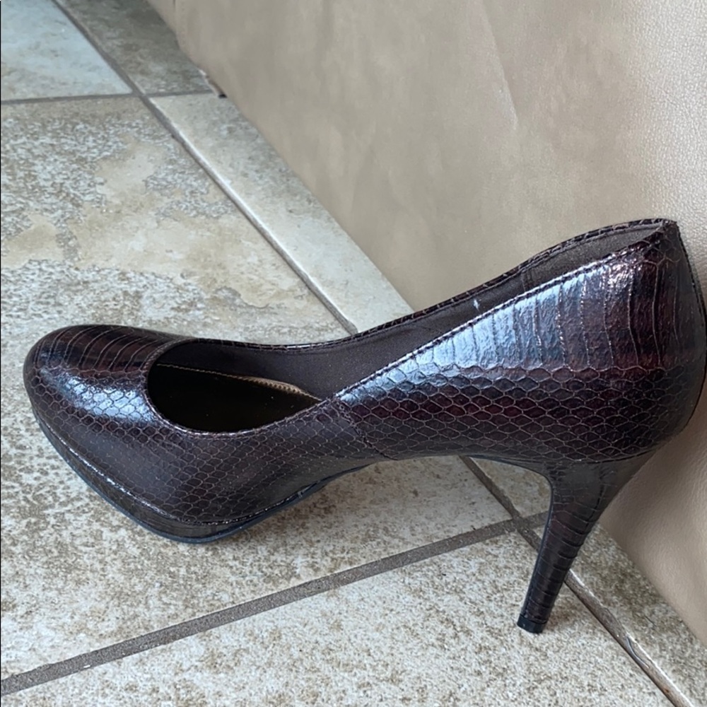 High heels - Picture 4 of 6